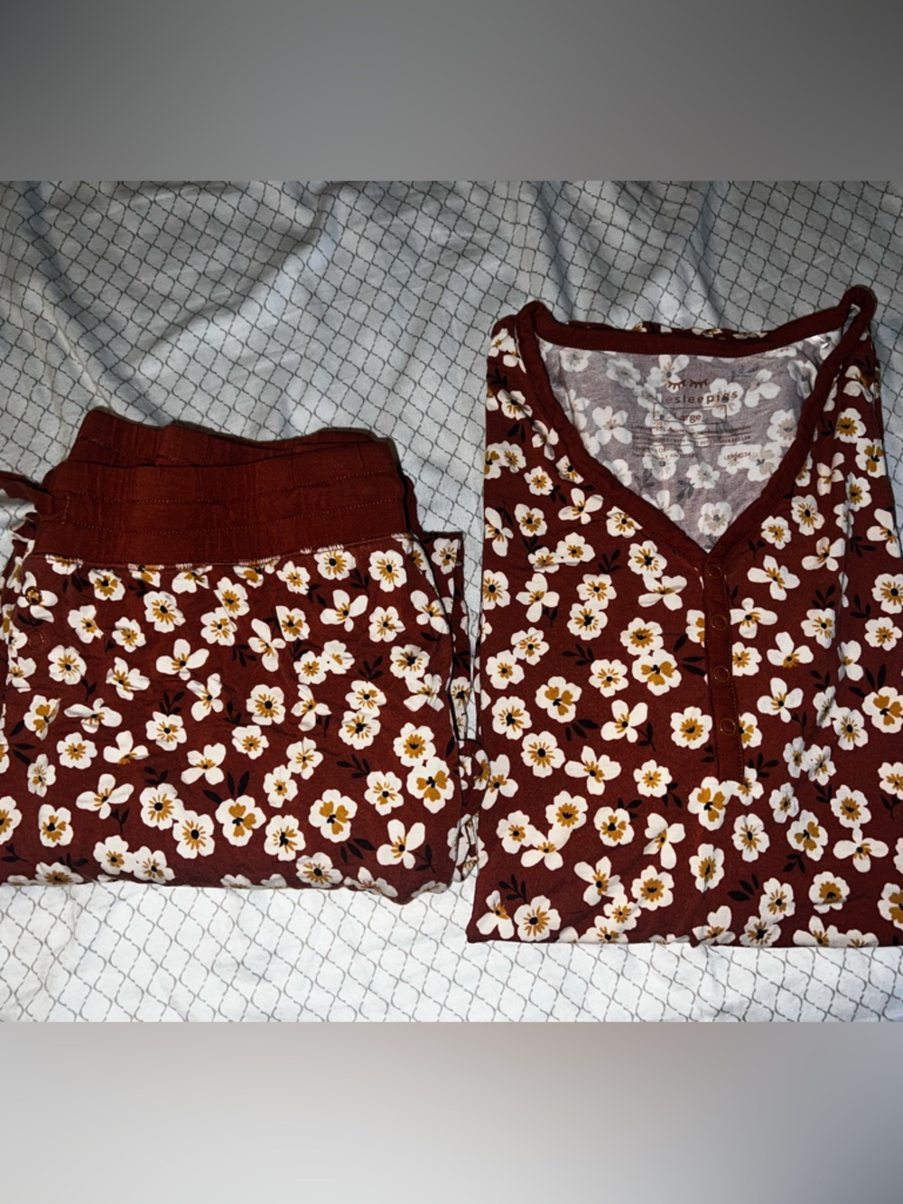 Little sleepies women pajama set